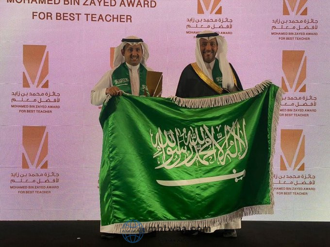 من الفائز في جائزة محمد بن زايد لافضل معلم 2023